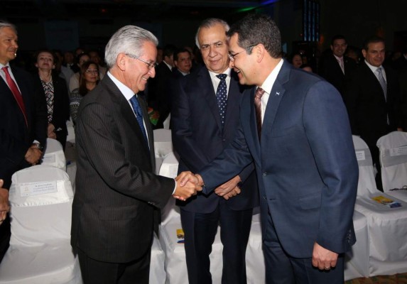 Honduras: Presentan programa para generar 600 mil empleos