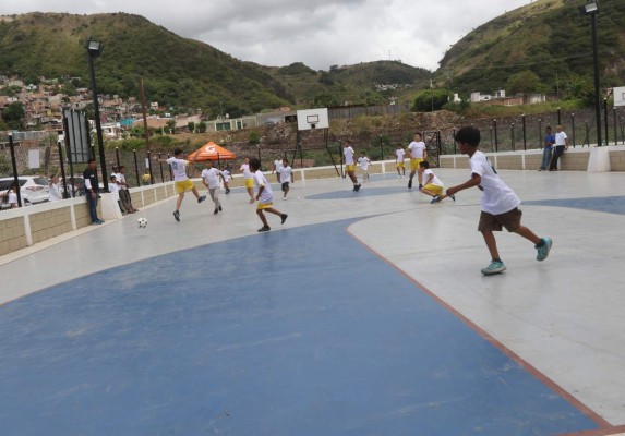 Retorna el esplendor del emblemático parque La Concordia