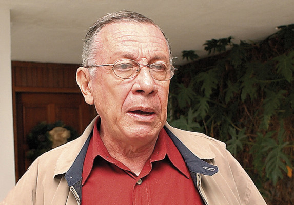 Fallece excatedrático Aníbal Delgado Fiallos