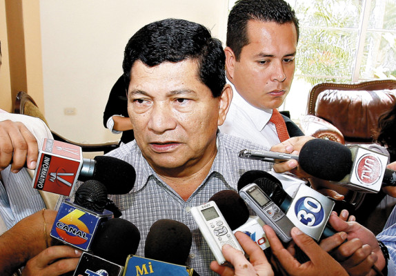 De 6.4% sería incremento al salario mínimo