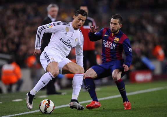 Cristiano Ronaldo a un tanto de Leo Messi