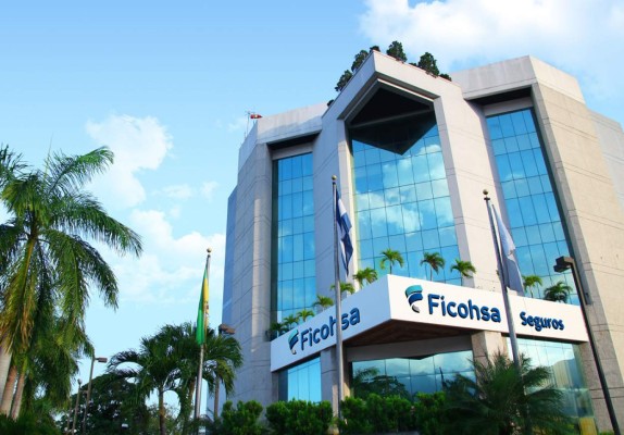 Revista Financiera The Banker coloca a Ficohsa en primer lugar del Ranking Bancario por su excelente desempeño en el 2016&nbsp;&nbsp;