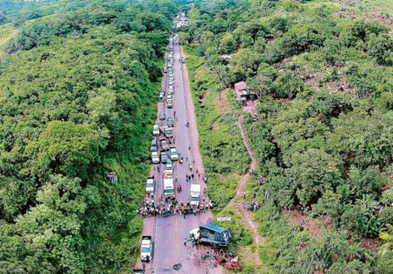 Cinco muertos deja brutal choque en carretera del norte de Honduras
