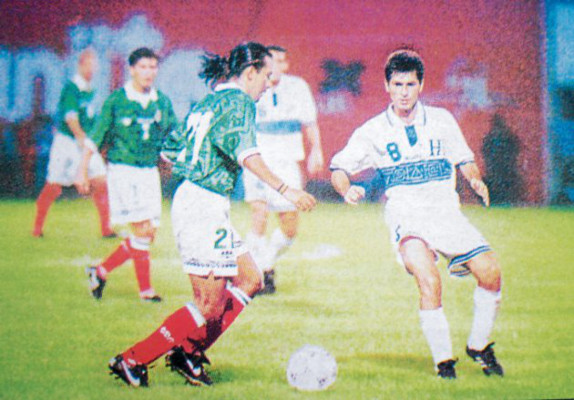 La noche que Honduras perdió todos sus miedos ante México