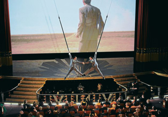 Un homenaje circense a la historia del cine