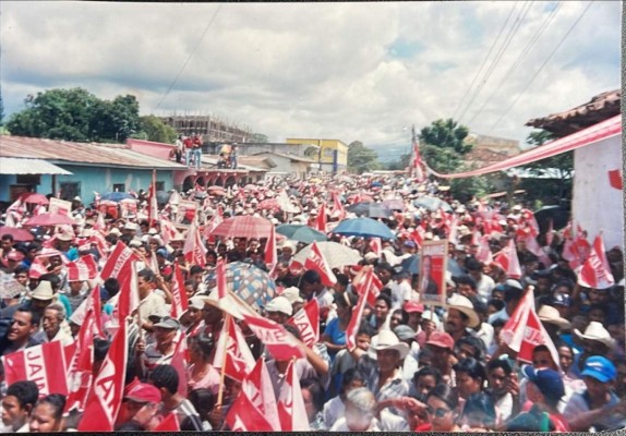 Con caravanas y mitines, candidatos impulsan su campaña en recta final a elecciones (FOTOS)