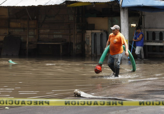 Lluvias dejaron 38 damnificados en la capital