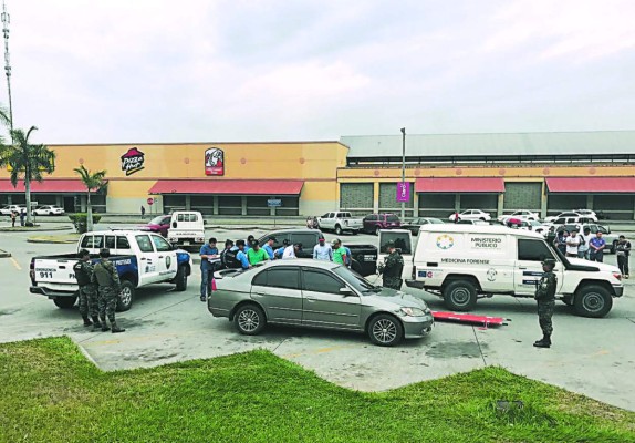 Mortal encuentro sexual en la Gran Central de Buses de San Pedro Sula