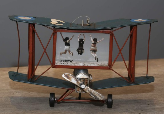 Medios de transporte como adornos