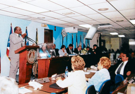'Las primeras caricias que recibí fueron las manos callosas de una humilde partera”