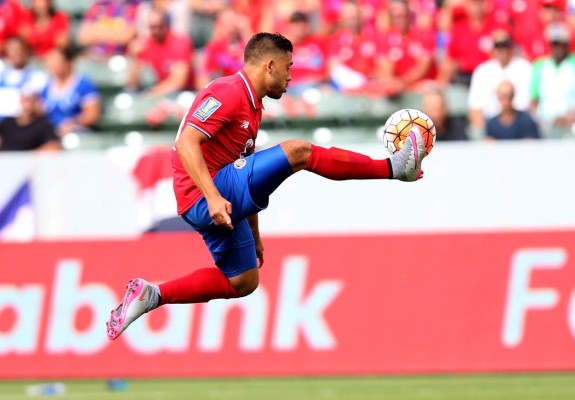 Costa Rica no puede y empata ante Jamaica