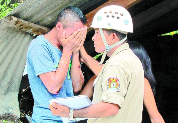 Luto: 'No sé que será de mi vida, en una noche perdí todo, a mi familia”