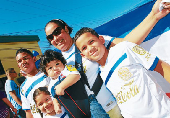 Ambiente de primera se vivió en la final Victoria-Olimpia
