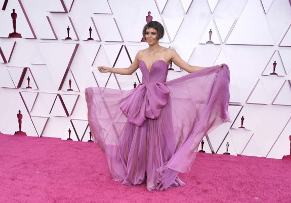 Oscar 2021: Famosos peor vestidos de la ceremonia de Hollywood