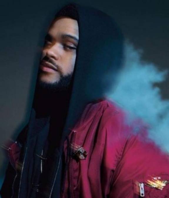 FOTOS: The Weeknd cambia de look y luce irreconocible en alfombra roja
