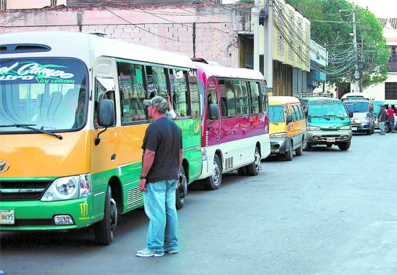 Rapiditos, mototaxis y Trans 450 a regulación