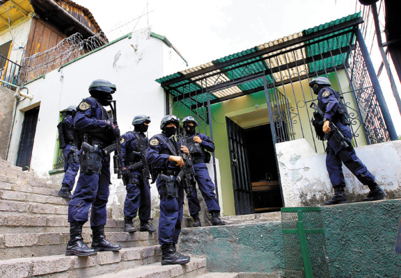 DIECP, tras la fortuna de agentes y policías