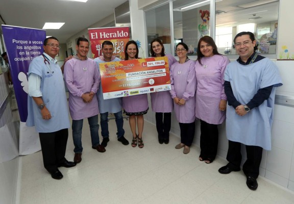 EL HERALDO entrega cheque a Fundación Angelitos