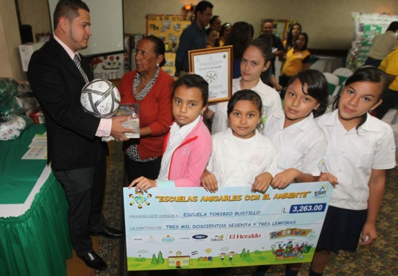 Continuidad de la campaña prometen Escuelas Amigables