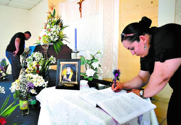 'Era muy querido... No se imagina cuánta gente quería a mi cipote”