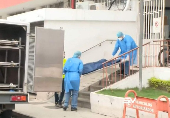 Karla Cecilia Rocheti, la joven que mataron por error al confundirla con un narco en una clínica de Ecuador