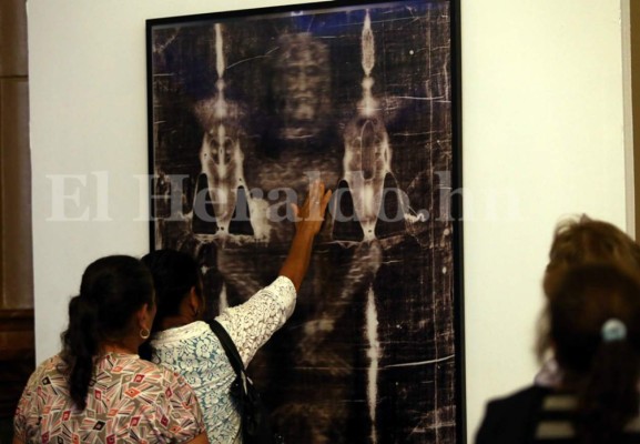 Especial: ¿Quién es el hombre de la sábana?