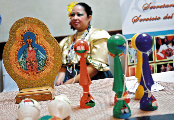 Homenaje a la labor artesanal de Honduras