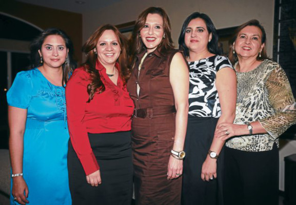 Noche de regocijo maternal