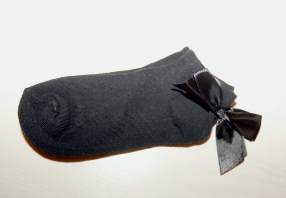 Skinny jeans, jackets y flats ¡enloquecen el armario de las universitarias!