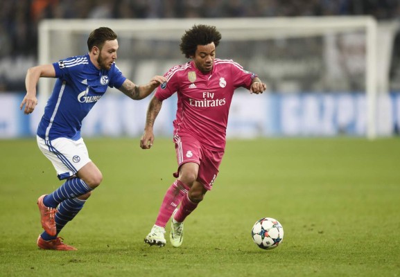 Real Madrid gana de visita al Schalke y se acerca a los cuartos