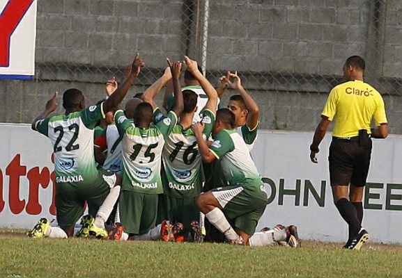 Motagua y Juticalpa a su octavo asalto