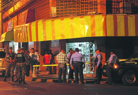 Sicaria acribilla en una tienda a una mujer embarazada en San Pedro Sula