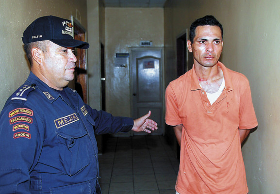 Al penal, salvaje que atacó a su hijo