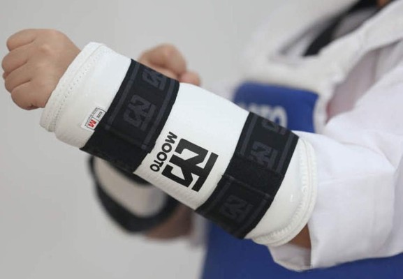 Miguel Ferrera nos muestra cómo practicar el taekwondo