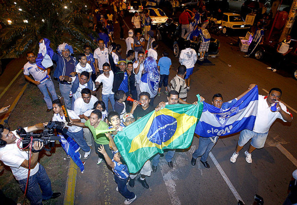 Honduras celebra a lo grande la clasificación