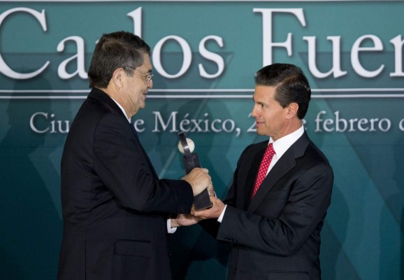 El Premio Cervantes se queda en Centroamérica