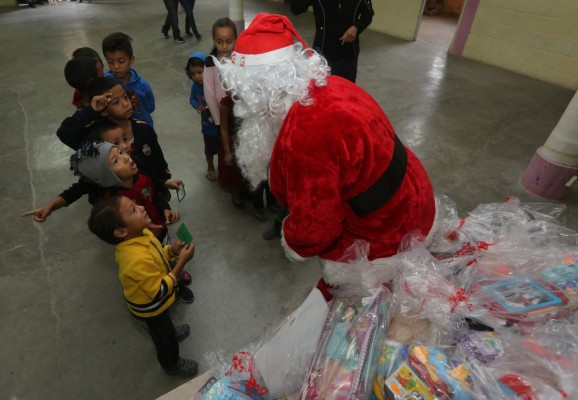 Reinó la felicidad entre los niños de la Villa Peniel