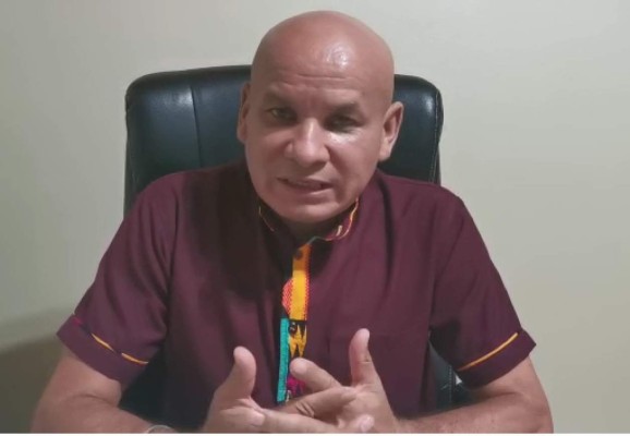 Los alcaldes hondureños que recibirán vacunas anticovid donadas por Bukele