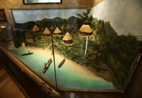 Cultura y adrenalina al visitar el Museo del Jade y el canopy Monkey La-La Zip