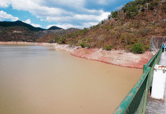 Conocen la realidad del agua en la capital