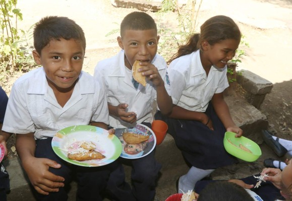 La Maratón del Saber se estaciona en Agua Zarca