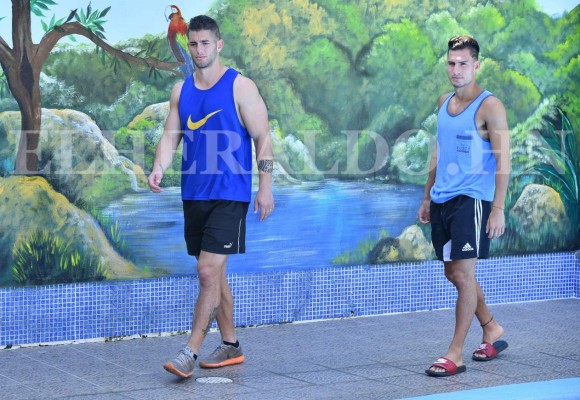 Kevin Hoyos y Francisco Ojeda están ansioso por debutar con el Vida ﻿&nbsp;&nbsp;