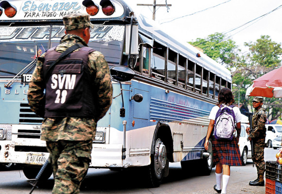 Aumenta el clamor en Honduras para depurar la Policía Nacional
