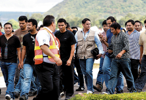 EL HERALDO regresa a casa con deportados