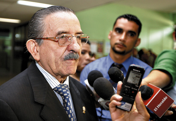 'La situación es caótica en lo social, lo económico y lo político”