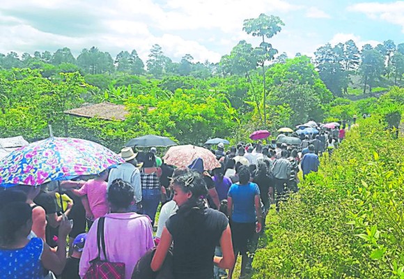 Bajo engaños menor centralista fue a una fiesta y después apareció asesinada en el anillo periférico