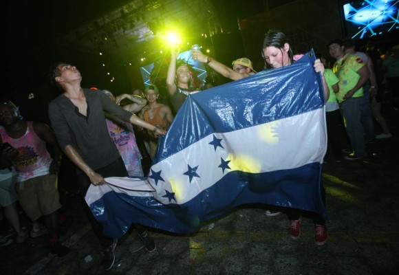 Electrizante fiesta de color en Tegucigalpa