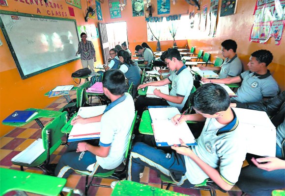 Honduras: Cursos intensivos para aplazados
