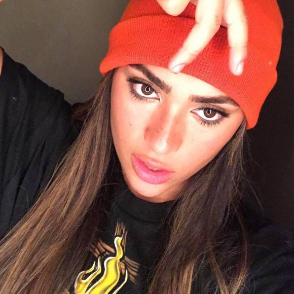 Isabella Mebarak, la guapa sobrina de Shakira que diseñó la sudadera de la “venganza”