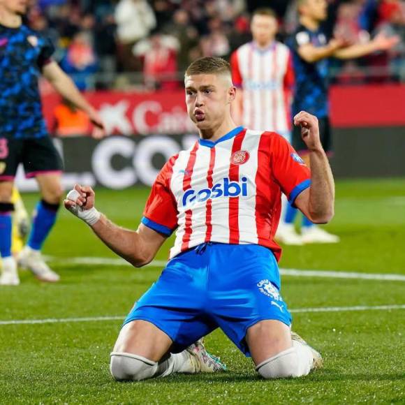 Messi anuncia dónde se retirará, crack llega a Real Madrid y primeros fichajes de Flick